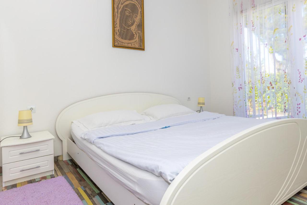 Spacious 2-Bedroom Apartment With Terrace And Parking Cavtat Exterior foto